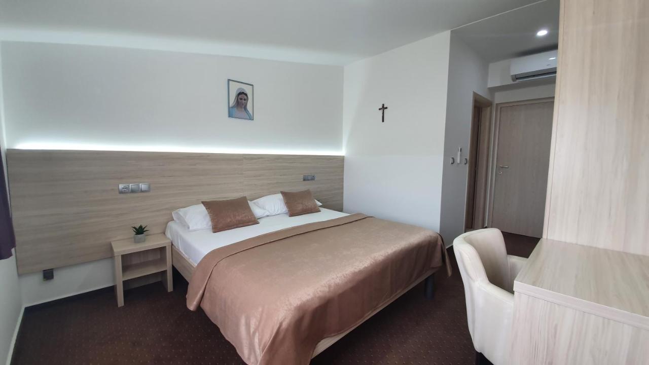 Hotel Glorija Međugorje Esterno foto